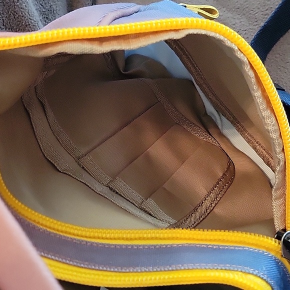 Sling/Backpack - Picture 5 of 12